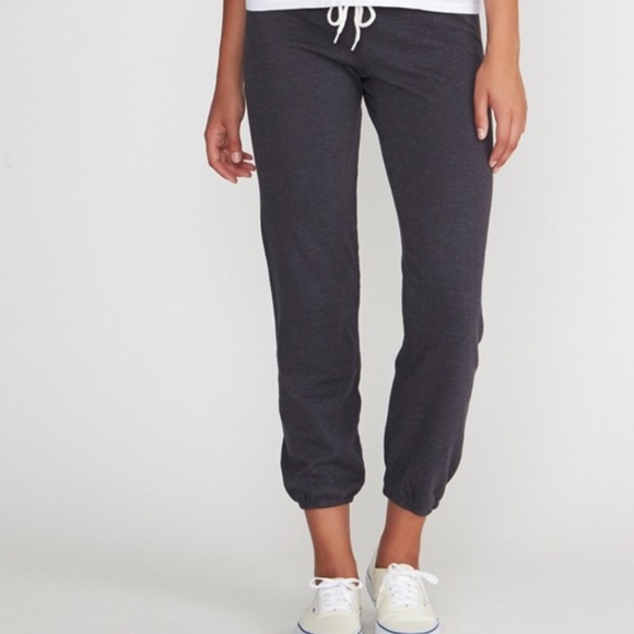 Monrow Pants - Monrow Grey Classic Fleece 3/4 Sweats Large 8 NWT