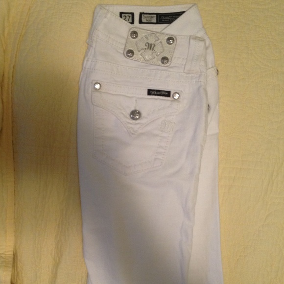 Miss Me's Size 27 Boot New