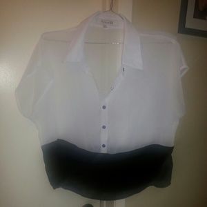 Black white crop top short