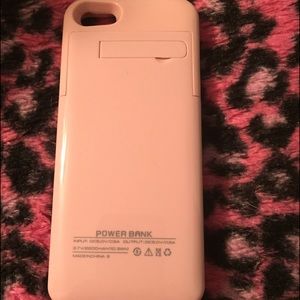 Light pink battery charging iPhone 5 case