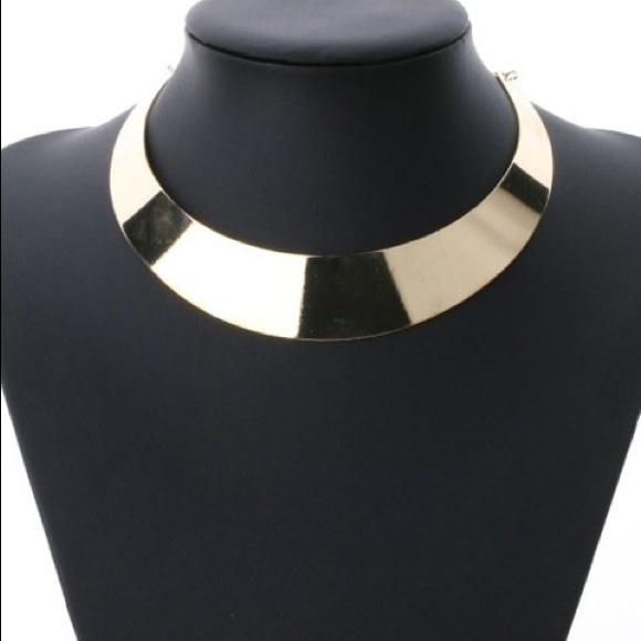 Gold Choker Necklace