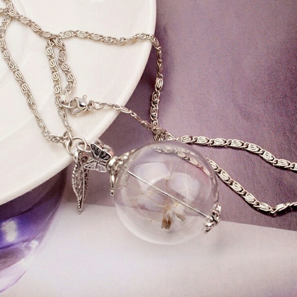 TRADED-Dandelion Seed Make a Wish Necklace Glass - Picture 4 of 4
