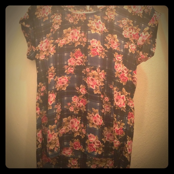 PINK REPUBLIC Floral Top