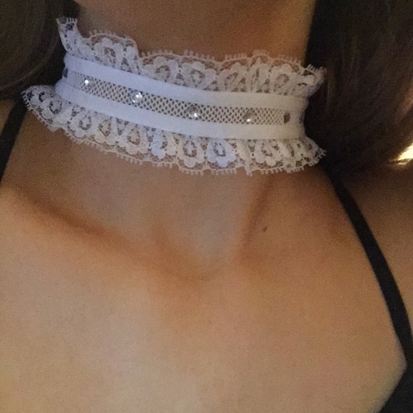 choker/thigh garter 💕🌸