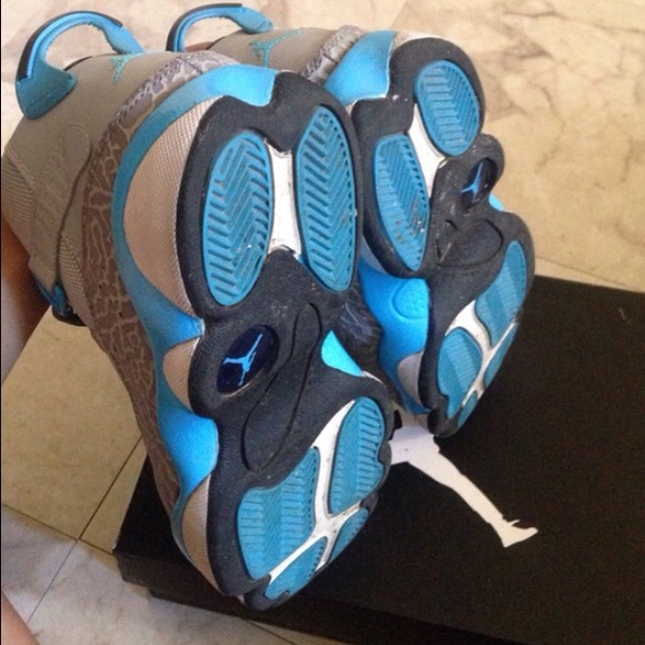 6 Rings - Picture 2 of 3