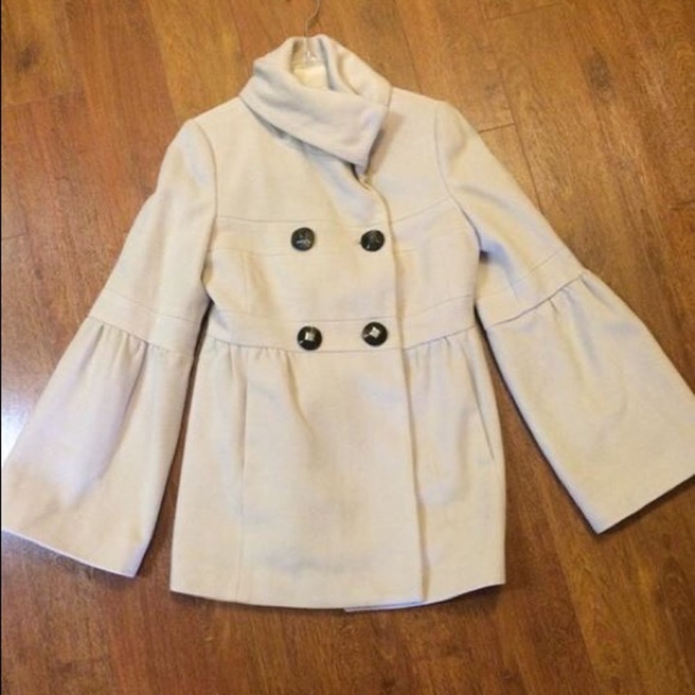 Jessica Simpson coat