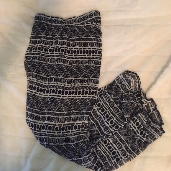 Brandy Melville Maxi Skirt