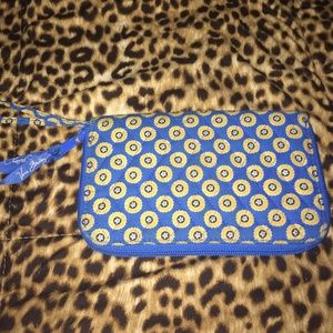 Vera Bradley Zip-around Wallet in Riviera Blue