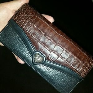 Brighton wallet