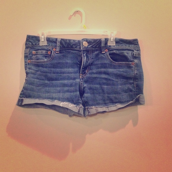 Cute jean shorts!