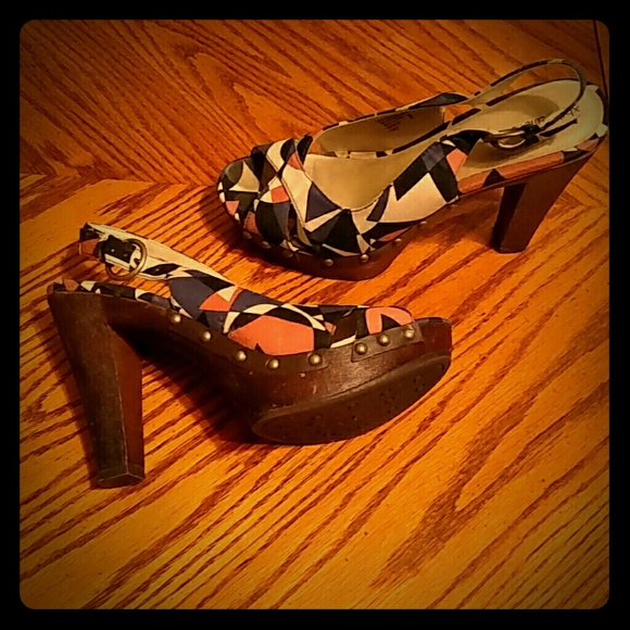 Xhilaration heels