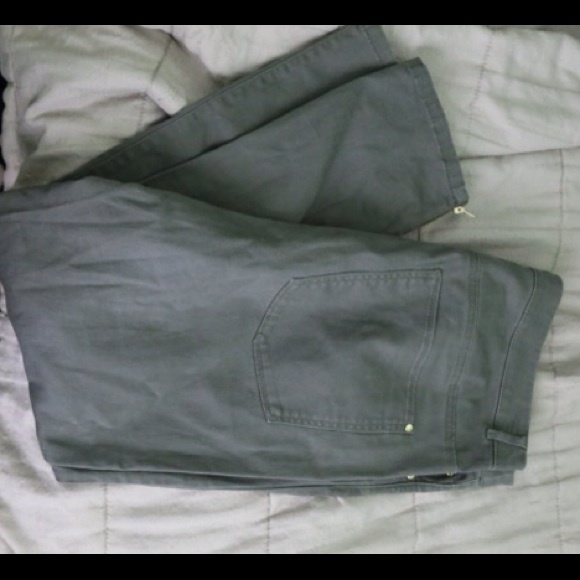 H&M plus green pants