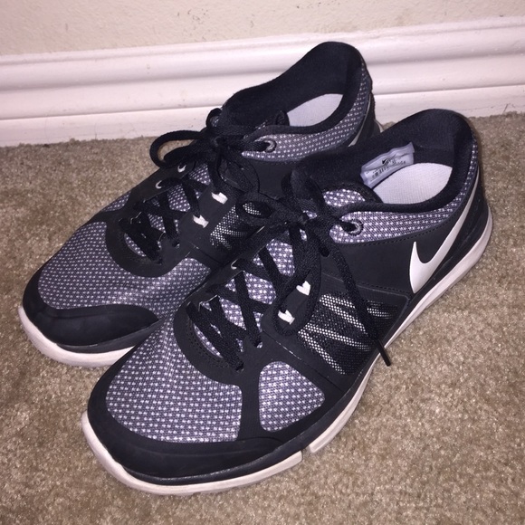 Nike Flex 2014 Run Black and White
