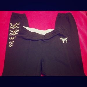 VICTORIA SECRET PINK SWEATPANTS 🌑