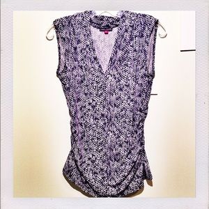 Vince Camuto stretch top for summer. NWOT.