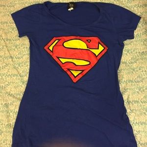 Women's Superman Tshirt