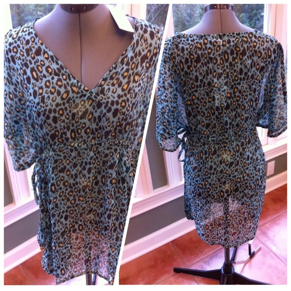 Mud pie tunic/coverup