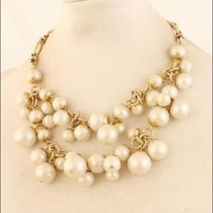 Stella and dot daphne pearl necklace