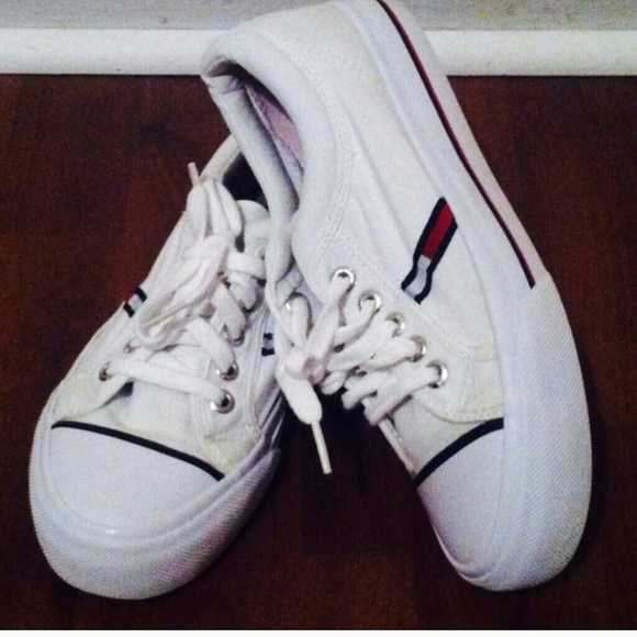 Tommy Hilfiger sneakers
