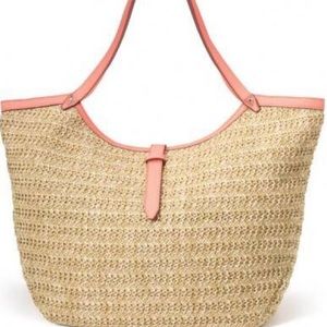 Stella and dot riviera tote in coral