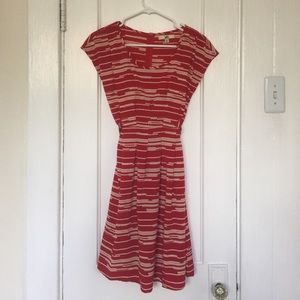 red print tie waist dress - medium