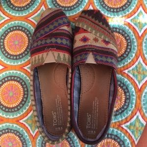 Wool Navajo Toms