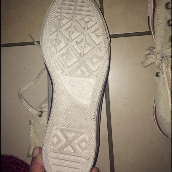 *rare* Converse high tops (woman's) - Picture 3 of 3