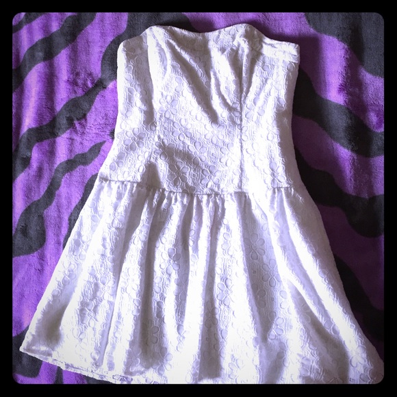 Cute flowery lace summer dress