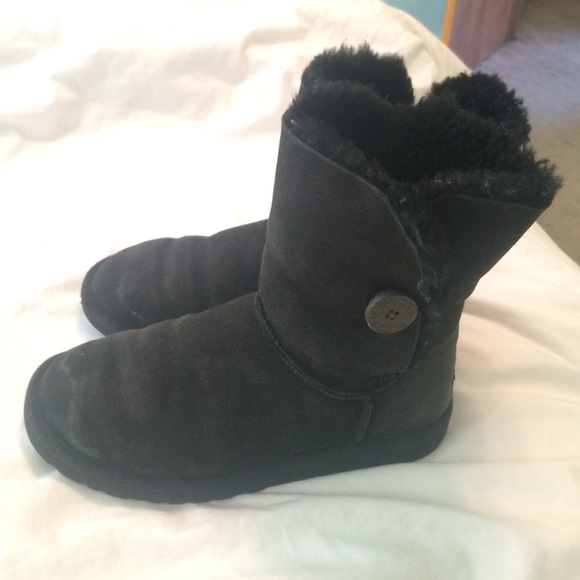 RESERVED 4 kickthepj black UGG Bailey Button boots