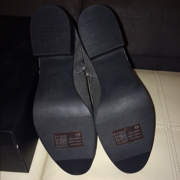 NWT French Connection Truman bootie black - Picture 4 of 4