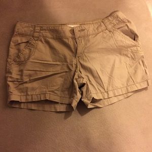 Women khaki shorts size 9