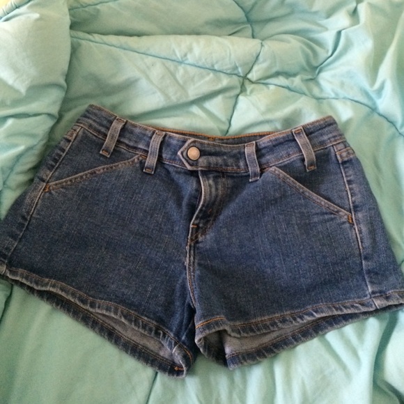 Levi's Denim shorts - Picture 1 of 1