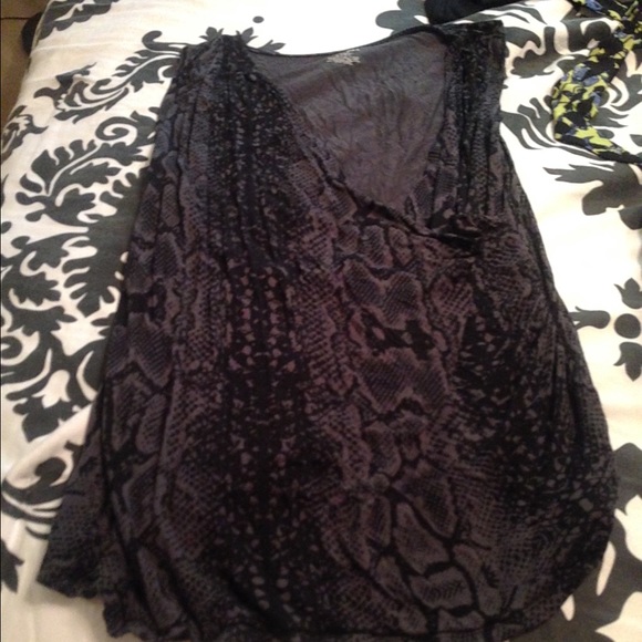 *SOLD* Lane Bryant snakeskin tank - Picture 1 of 1