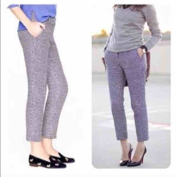 SOLD 🎉 J.Crew Cafe Capri Tweed Capri's - Picture 2 of 4