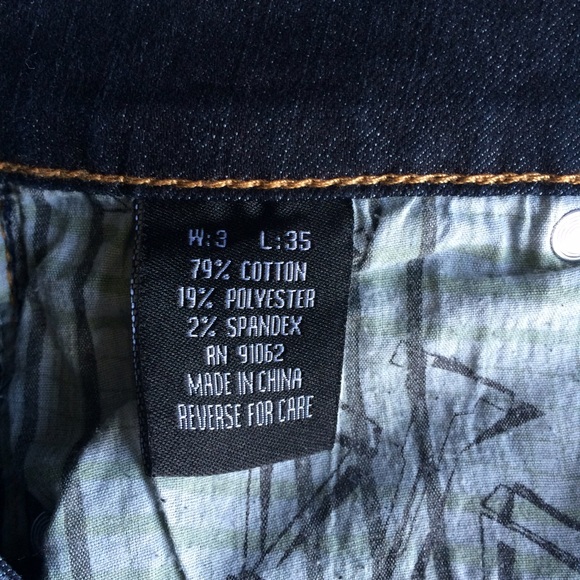 Sold in garage sale 💜 35 inch long inseam 😍 dark wash - Picture 4 of 4