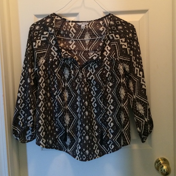 American Eagle Top - Picture 1 of 3
