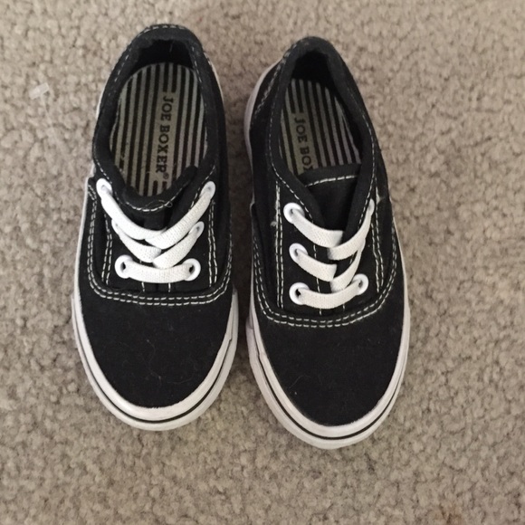 Joe boxer shoes