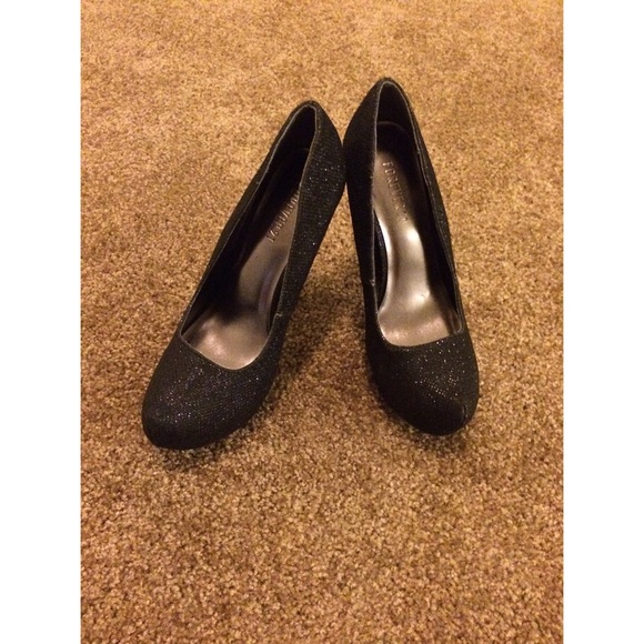 Forever 21 heels - Picture 2 of 2