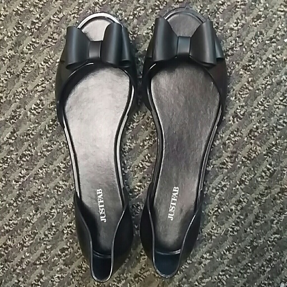 Black Bow Flats
