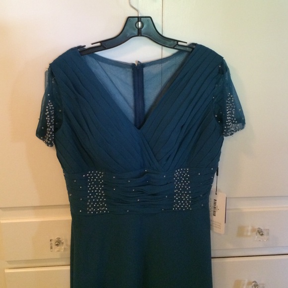 Gorgeous mother of the bride dress -teal color