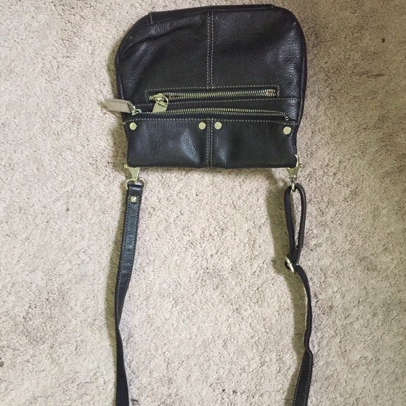 Black tignanello purse from Macy's - Picture 1 of 4