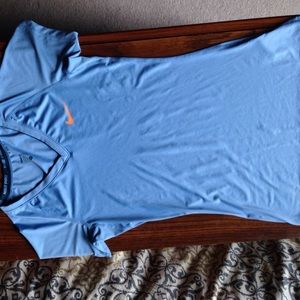 Nike dri fit top