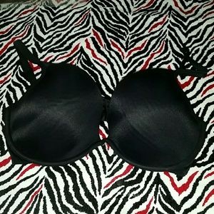 Cacique black bra