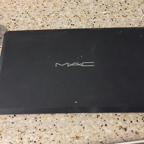 Old Mac palette