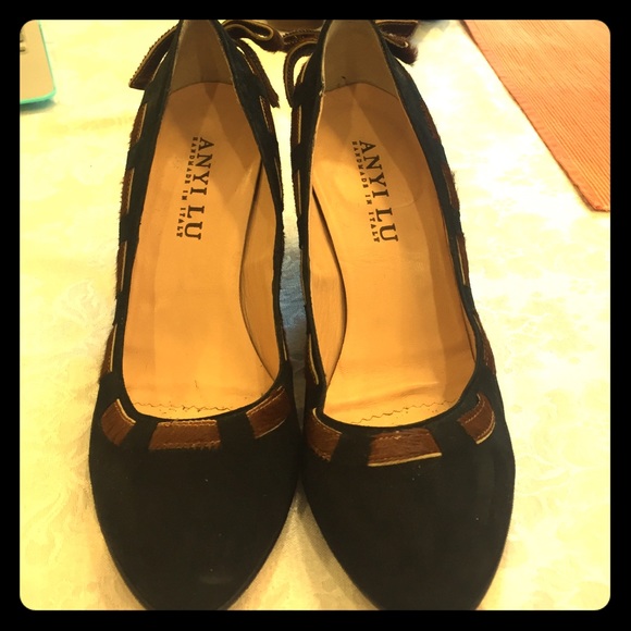 ANYI LU black suede wedge pumps size 8.5
