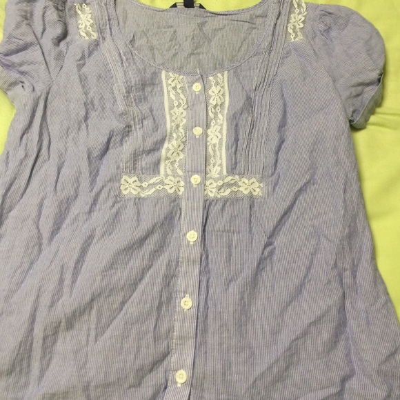 American Eagle top - Picture 1 of 1