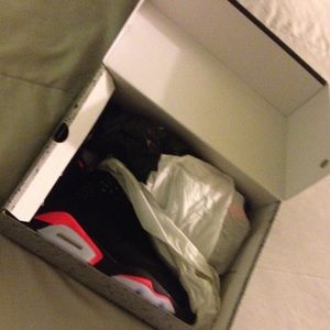 Jordan retro infrareds never worn