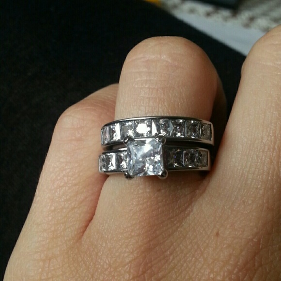 Brand new ring