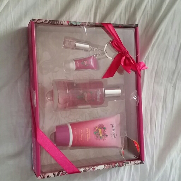 Perfume set