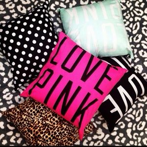 2 so cute! hard 2 find Love pink vs pillows